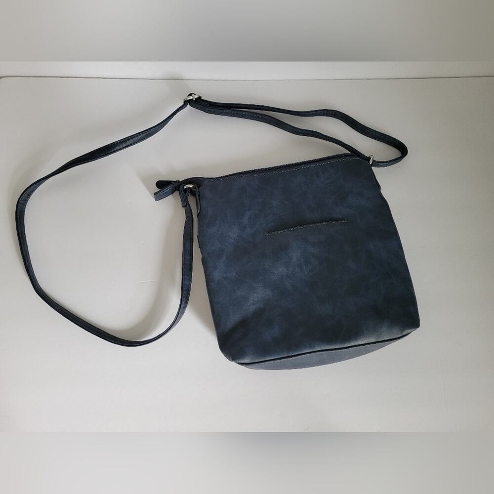 MultiSac Dark Blue Man Made Materials Multipocket Crossbody Purse